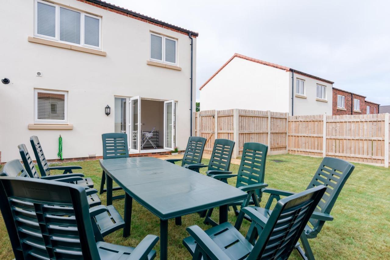 Oakley - Large, Elegant, Dog Friendly & Parking Villa Whitby Luaran gambar